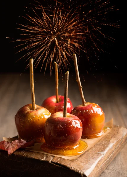 Karamela jablka skupina — Stock fotografie