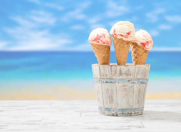 Raspberry Ripple Icecream — Stock Photo, Image