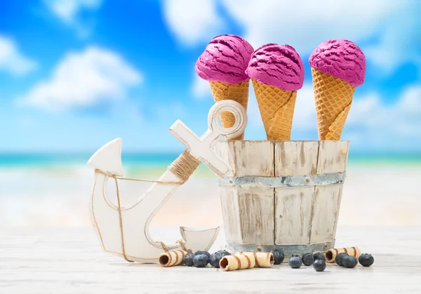 Icecreams na praia — Fotografia de Stock