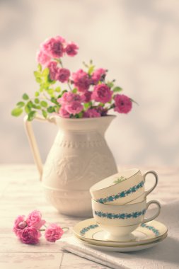 Vintage teacups Güllü