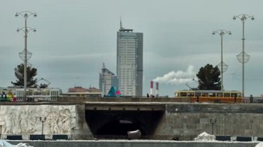 Olimpiyat saatiyle, yekaterinburg Barajı