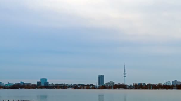 Quay Hamburgo. A noite caiu . — Vídeo de Stock