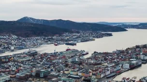 Solnedgång över fjordarna. bergen, Norge. Timelapse — Stockvideo
