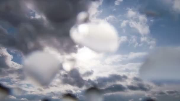 Yağmur yağmaya başlar. gün batımında rüzgar değişiklikleri — Stok video