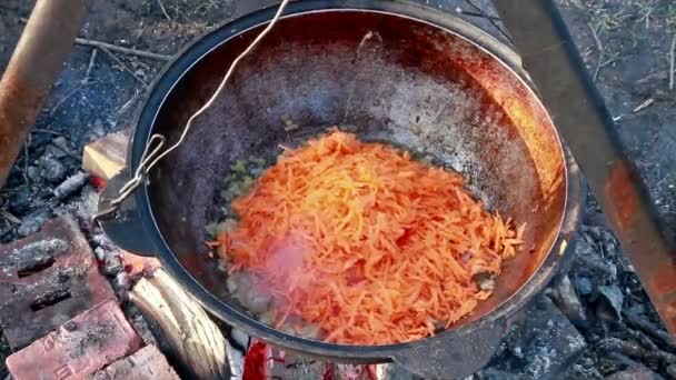 Cocinar pilaf — Vídeos de Stock