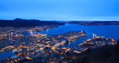 Bergen, Norveç akşam