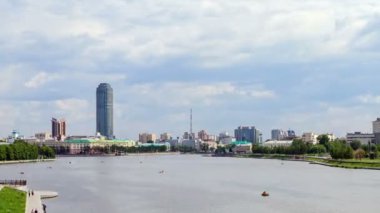 Merkez gölet. Ekaterinburg