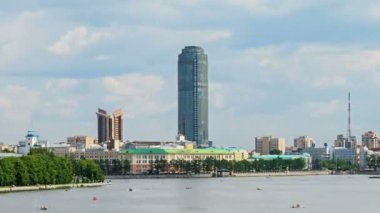 Merkez gölet. Ekaterinburg