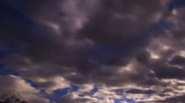 Ayın yükselişine dağ. zaman atlamalı