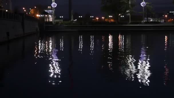 Vista nocturna de Ekaterimburgo — Vídeos de Stock