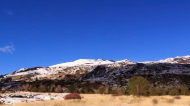 etna Dağı yamacında.