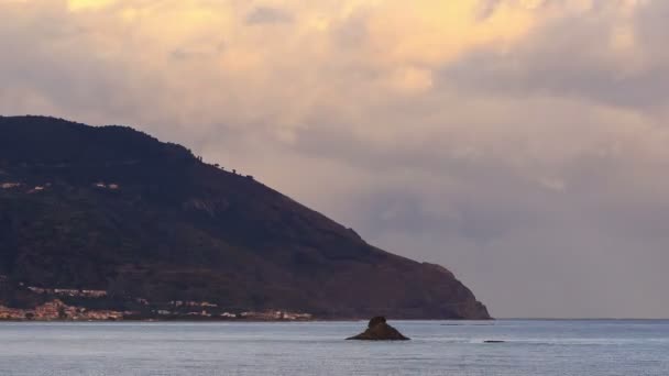 Cape. kusten av Sicilien — Stockvideo