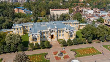 Kislovodsk, Rusya - 30 Ağustos 2021: Ana Narzan Hamamları, Kislovodsk. Kurortny Bulvarı, Hava Manzarası  