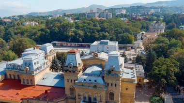 Kislovodsk, Rusya - 30 Ağustos 2021: Devlet Filarmoni Orkestrası V.I. Safonova, Hava Görüntüsü  