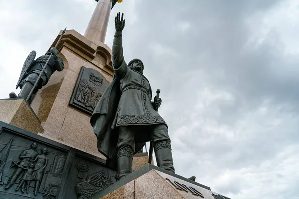 Jaroszlavl Oroszország 2020 Augusztus Strelka Park Jaroszlavl 1000 Évfordulójának Emlékműve — Stock Fotó