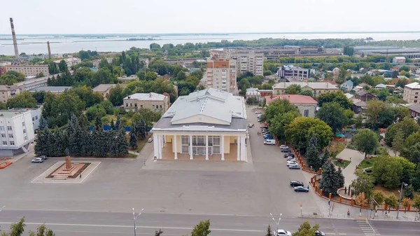 俄罗斯锡兹兰 2021年8月21日 锡兹兰剧院 中环广场 空中景观 — 图库照片