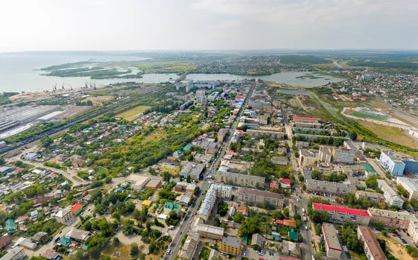 ロシアのシズラン 街の中心部の空中パノラマ ヴォルガの眺め — ストック写真