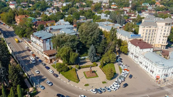 Kislovodsk Russia August 2021 Monument Lenin Inscription Kislovodsk Prospekt Mira — Stock Photo, Image