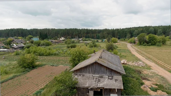 Russland Ural Ländliche Landschaft Schotterweg Holzzaun Holzschuppen Luftaufnahme — Stockfoto