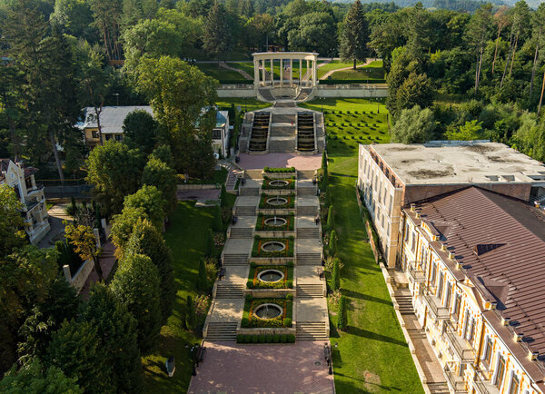 Кисловодск, Россия. Каскадная лестница с Ротондой. Вид с воздуха