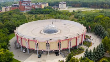 Essentuki, Rusya - 31 Ağustos 2021: Mineral yayları içme galerisi, Aerial View  