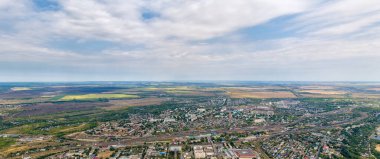 Syzran, Rusya. İstasyonla demiryolu kavşağı. Hava görünümü