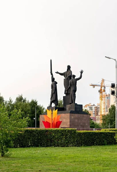 Perm Russie Août 2020 Monument Aux Héros Avant Arrière — Photo