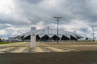 Samara, Rusya - 21 Eylül 2020: Dayanışma Arenası (Samara Arena). Bulutlu hava