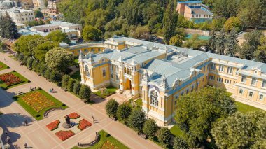 Kislovodsk, Rusya - 30 Ağustos 2021: Ana Narzan Hamamları, Kislovodsk. Kurortny Bulvarı, Hava Manzarası  