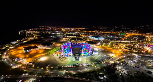 Sochi ロシア 2021年9月4日閲覧 夜間照明 シリウス準州 空中風景 — ストック写真