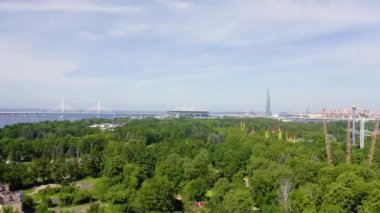 Saint-Petersburg, Rusya. Gazprom Arena 'da. Batı Yüksek Hız Çapı, Lakhta Merkezi. Gazprom karargahı. 4K
