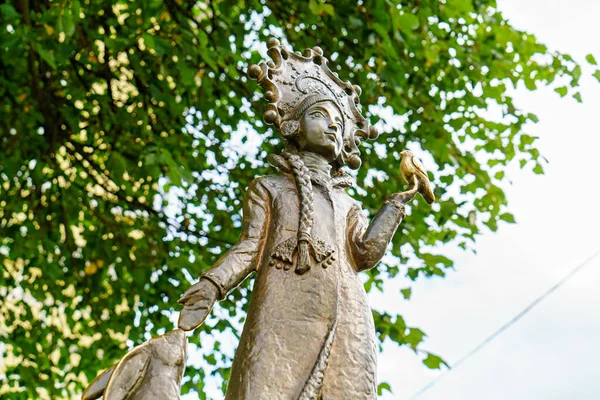 科斯特罗马 俄罗斯 2020年8月12日 白雪公主纪念碑 Susaninskaya广场 — 图库照片