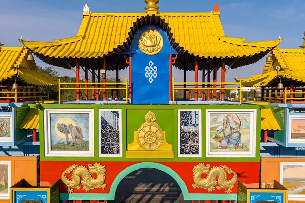 Elista Russia August 2021 Golden Gate Buddhist Building Heroes Alley — Stock Photo, Image