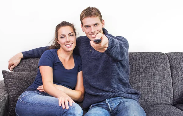 Man and woman watching tv — Stock Photo, Image