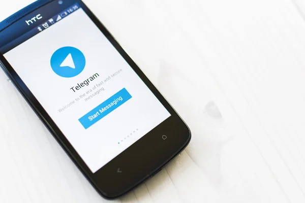 Aplicación móvil Telegram — Foto de Stock