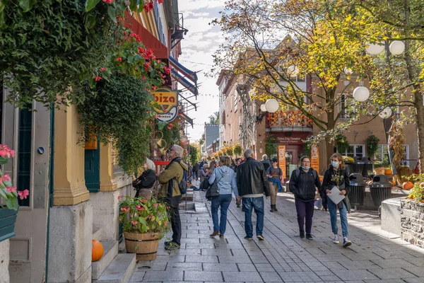 Quebec Canada Ottobre 2021 Persone Che Camminano Sulla Quartier Petit — Foto Stock