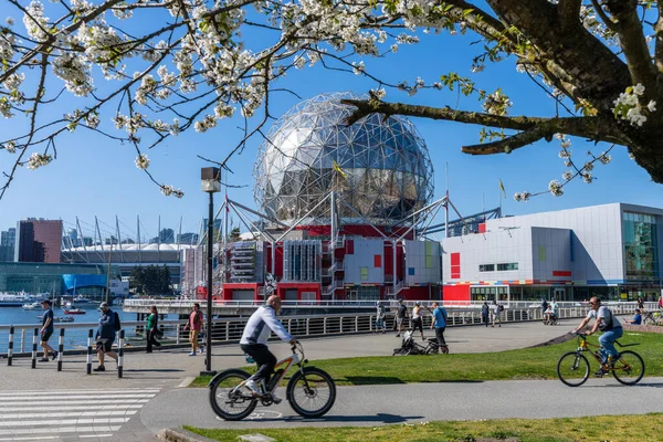 Vancouver Canadá Abril 2021 Gente Caminando Bicicleta Por Sendero Del — Foto de Stock