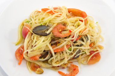 Tayland Mutfağı - sıcak ve baharatlı papaya salatası