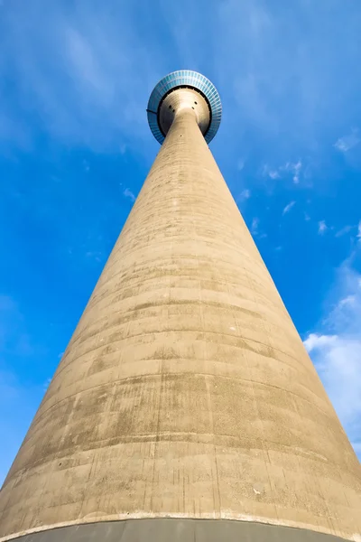 Dusseldorf Rijn toren — Stockfoto