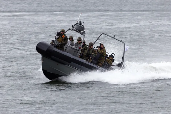 Marines łodzią motorową — Zdjęcie stockowe