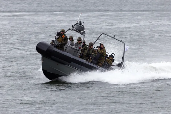 Bateau à moteur Marines — Photo