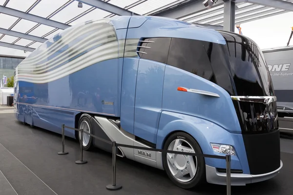 MAN Aerodynamic Concept Truck — Stock Photo, Image