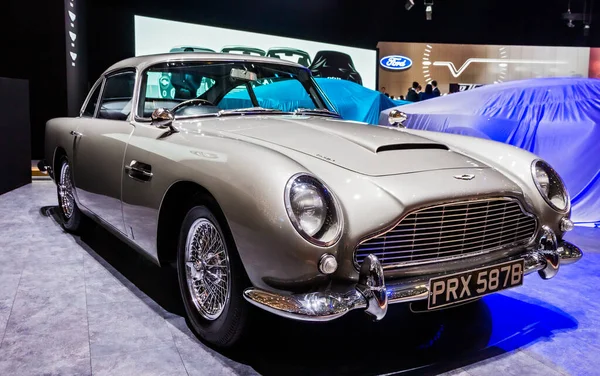 1964 Aston Martin Db5 Automóvil Deportivo Clásico Exhibido Salón Internacional — Foto de Stock