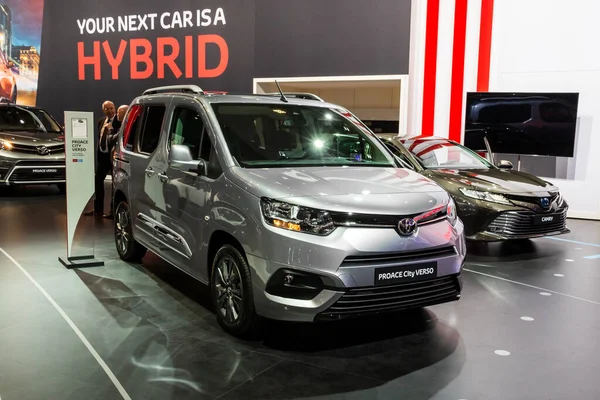 Toyota Proace City Verso Urban Van Showcased Autosalon 2020 Motor — Stock Photo, Image