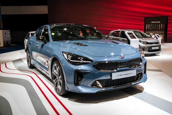 Das Sportwagenmodell Kia Stinger Wird Auf Dem Autosalon 2020 Gezeigt — Stockfoto