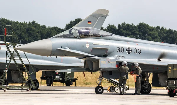Niemieckie Siły Powietrzne Ef2000 Eurofighter Tajfun Myśliwiec Pasie Startowym Fliegerhorst — Zdjęcie stockowe