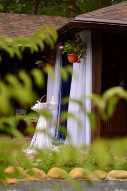 yeni evliler kaydı için beyaz masa