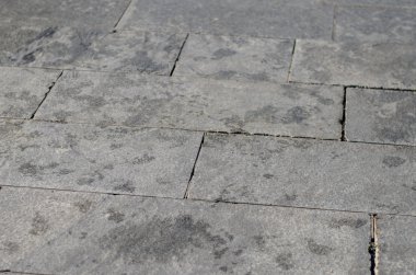 tuğlaları