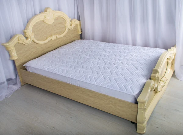 ahşap yatak döşek
