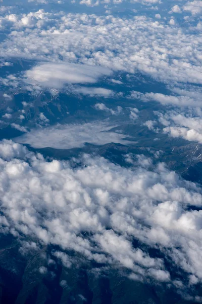 Vista de las nubes desde el plano — Foto de Stock